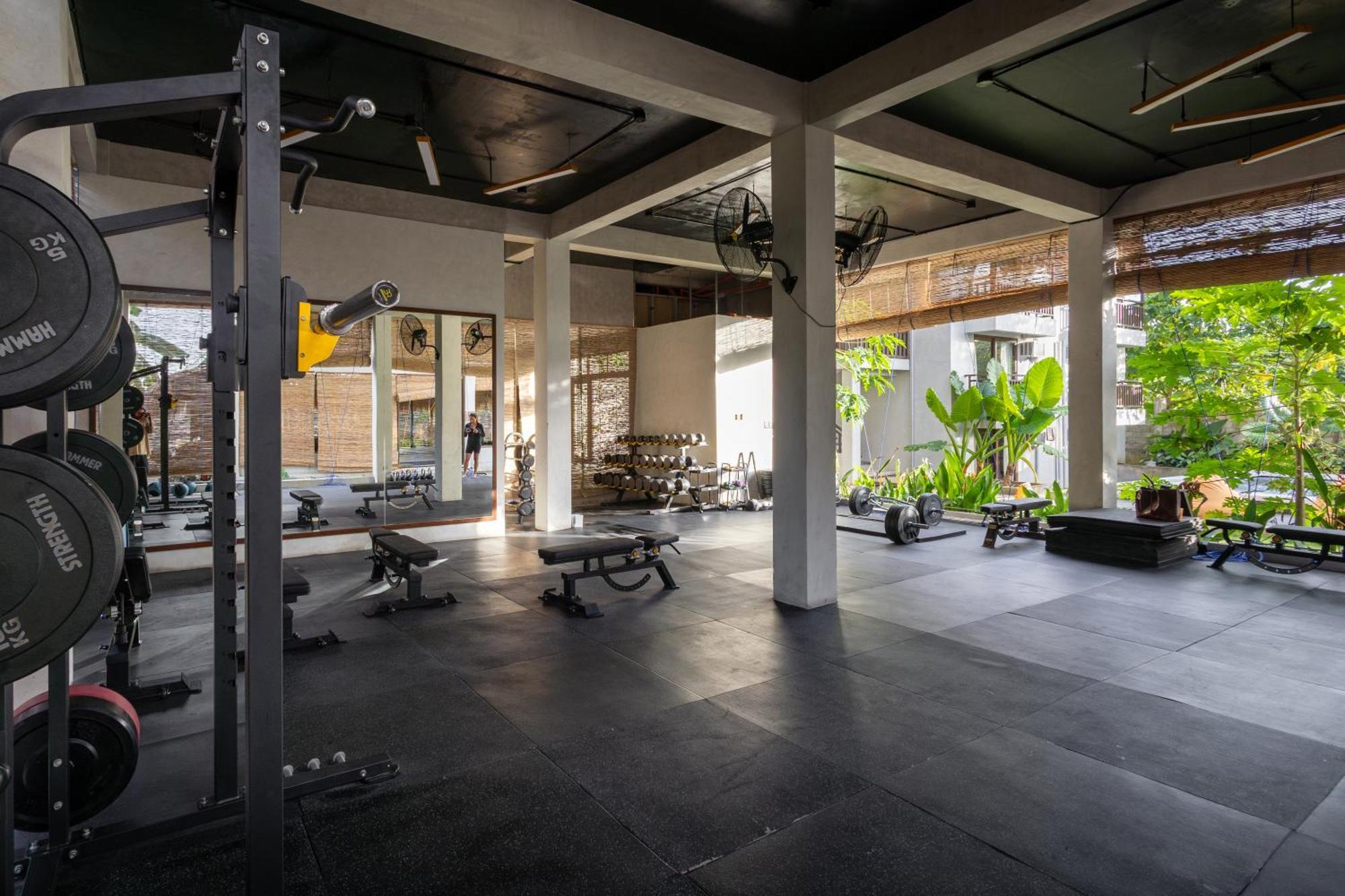 Asgard Resort & Mma Gym General Luna  Εξωτερικό φωτογραφία